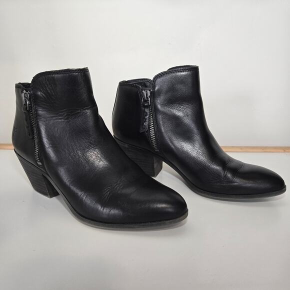 FRYE Women's Judith Zip Bootie Leather Ankle Zip Boot size 6.5M - Picture 5 of 11